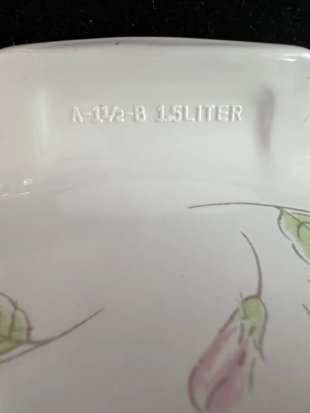 Vintage Corning Ware Corelle Pastel Bouquet 1.5 Liter Casserole w/ PYREX Lid